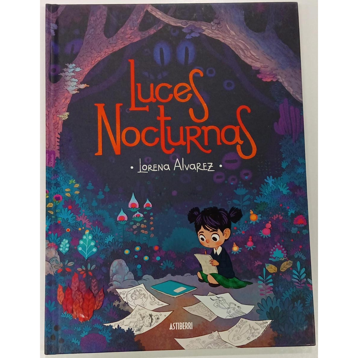 Luces Nocturnas (Segunda Mano)